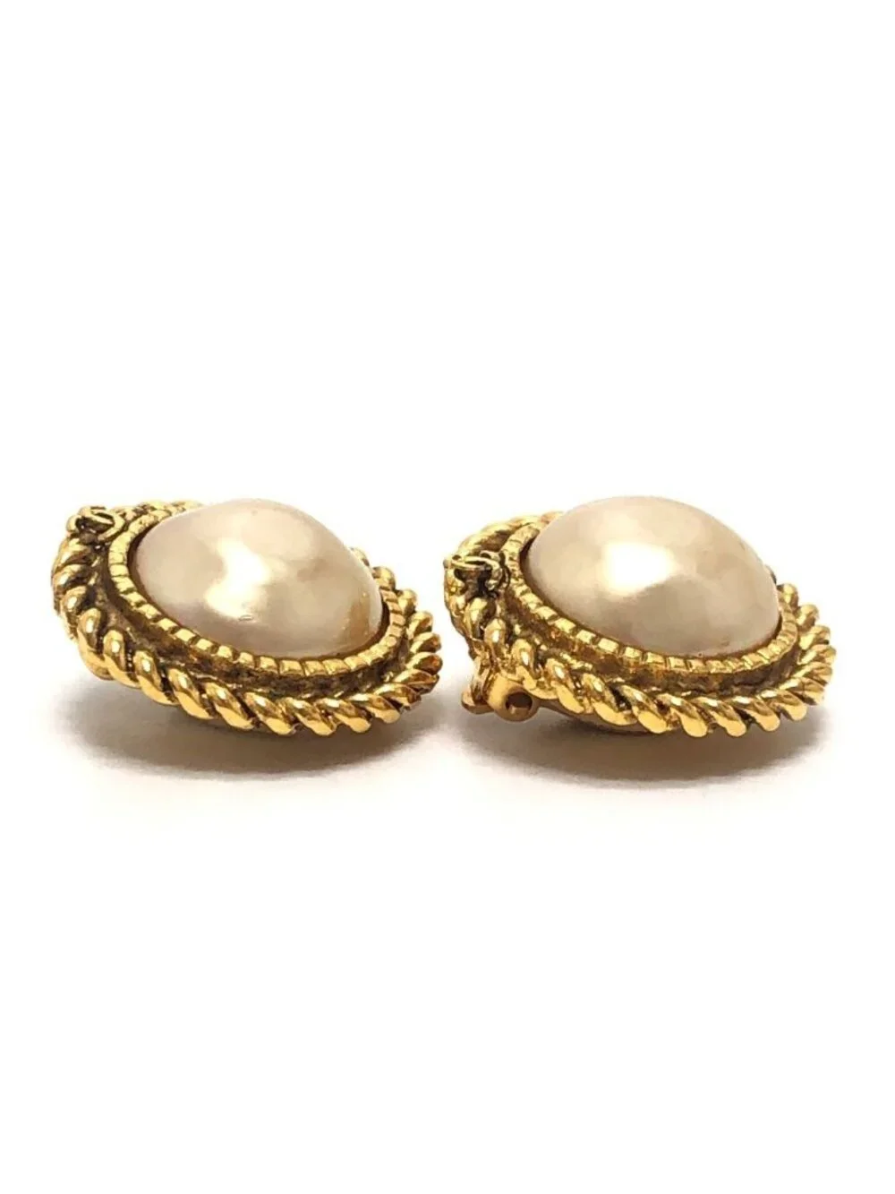Chanel Earrings CC Logo Metal Gold